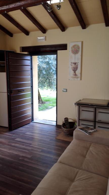Casa La Quiete Villa Torgiano Bagian luar foto