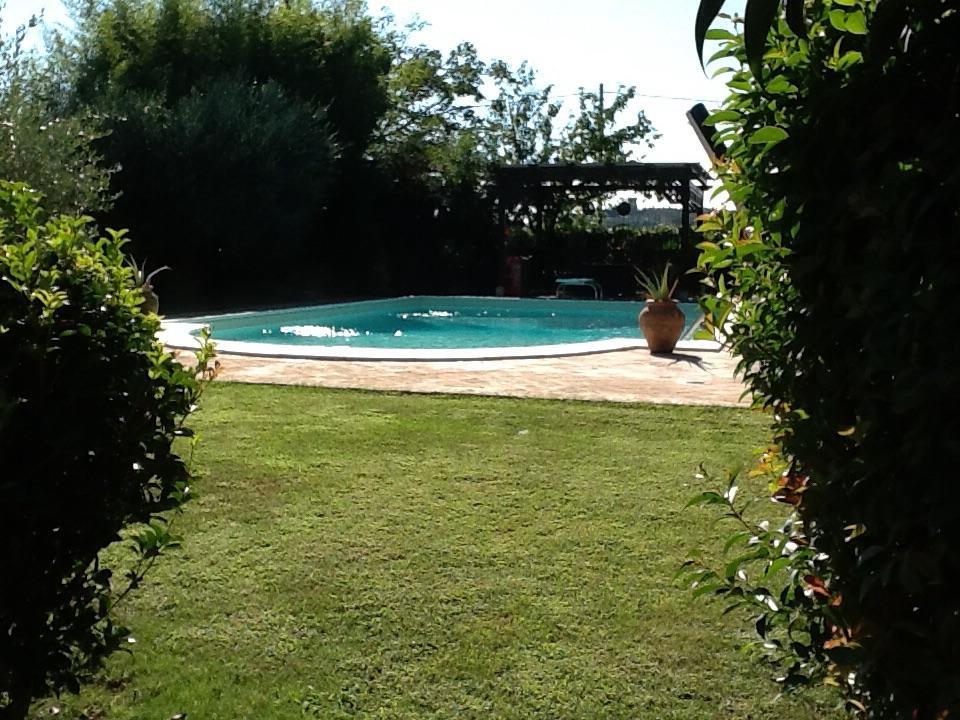 Casa La Quiete Villa Torgiano Bagian luar foto