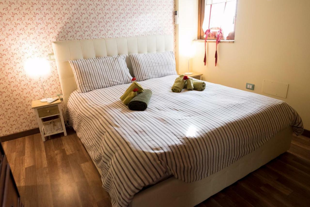 Casa La Quiete Villa Torgiano Bagian luar foto